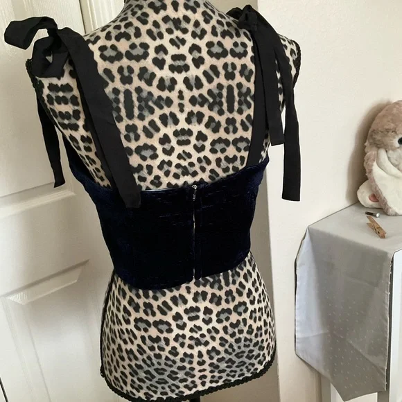 En Saison Navy Velvet Tank Top - Picture 10 of 12